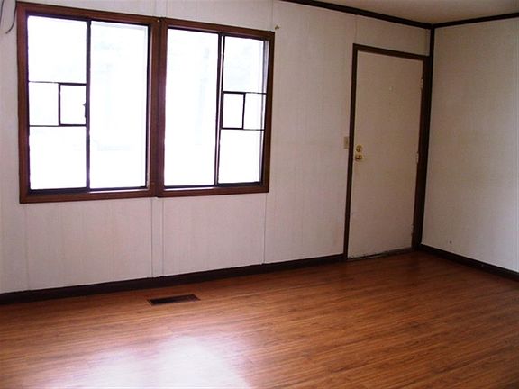 2nd image of 821 Lemonweir Pkwy