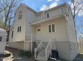 197 Radcliff Rd, Bushkill, PA 18324