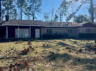 1900 Ocilla Rd, Douglas, GA 31533