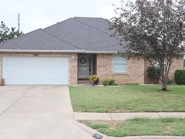2707 S Ryan Place, Springfield, MO 65807