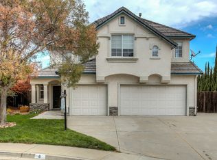 8 Deer Hill Ct, Pittsburg, CA