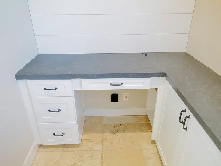 22 Artisan St — Photo 11
