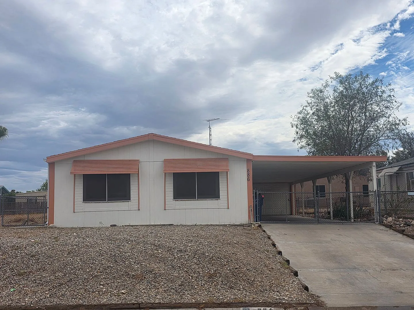 Charming 3-Bedroom Home With Oversized Garage In Holiday Shores And Pets Welcome — Photo 1