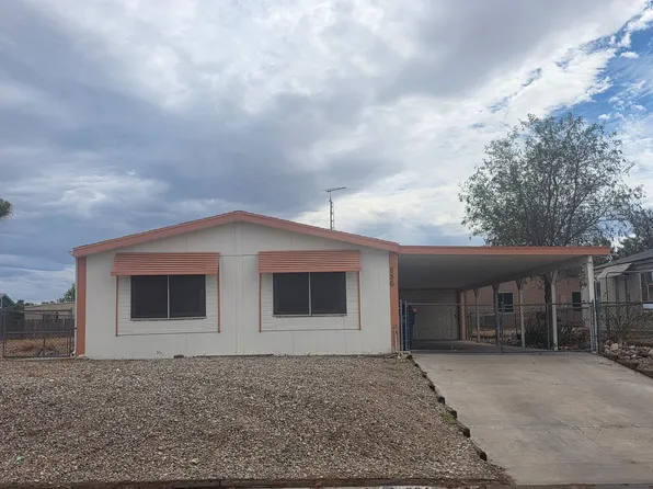 886 Holly St, Bullhead City, AZ 86442