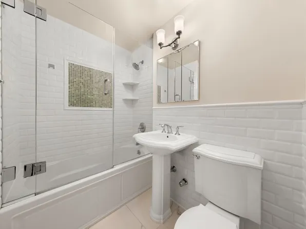 16 West 16th Street image 12 of 12