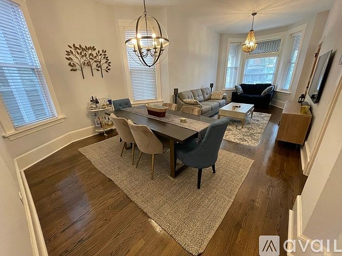 1st image of 2826 W Wellington Ave #1