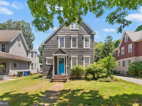 419 Elm Ave, Riverton, NJ 08077