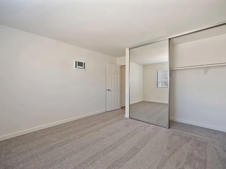 Elan Park Place Carlsbad — Photo 24