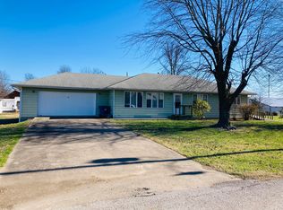 510 S Chestnut St, Stockton, MO 65785