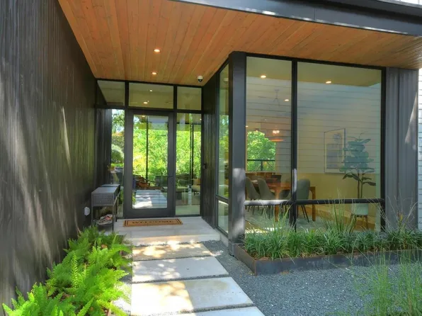 700 Jessie St, Austin, TX 78704