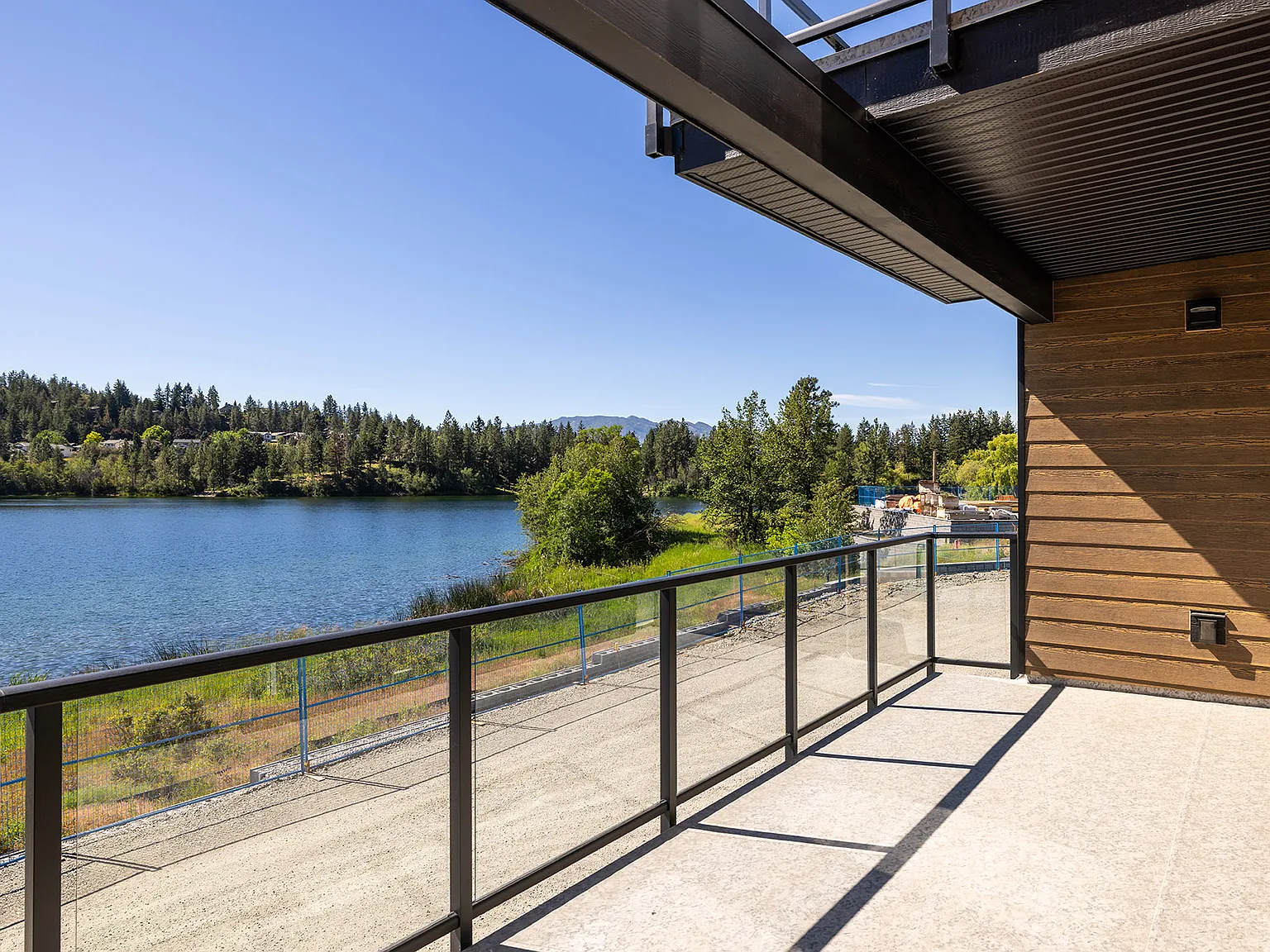 2735 Shannon Lake Rd — Photo 2