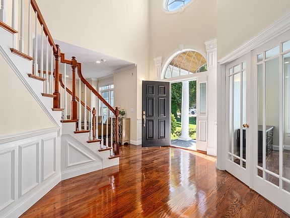 4th image of 7 Turtle Creek Cir