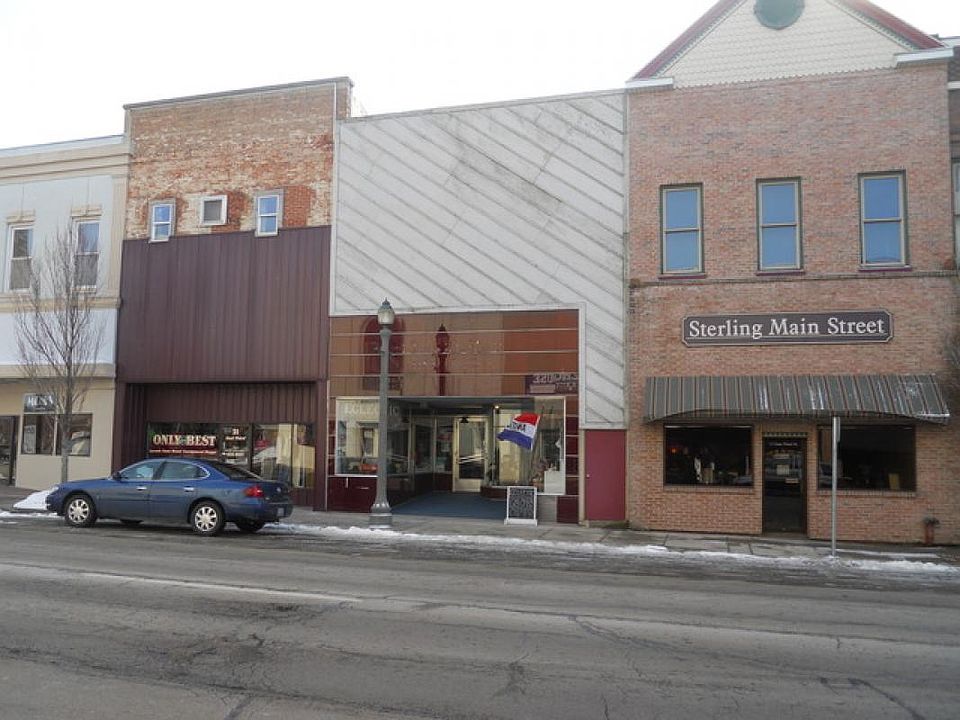 2nd image of 19 E 3rd St