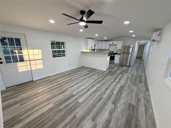 2nd image of 565 JONES ROAD