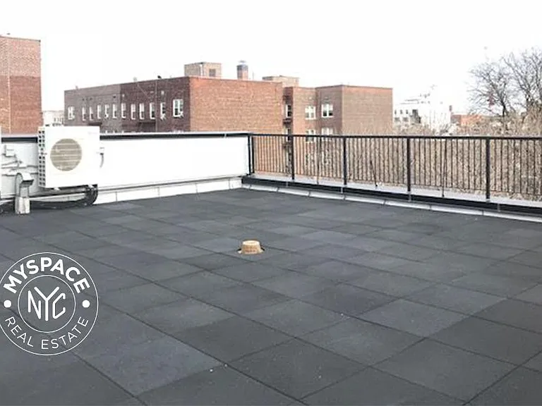 83 Winthrop St #3B — Photo 10
