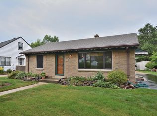 9014 W Auer Ave, Milwaukee, WI 53222