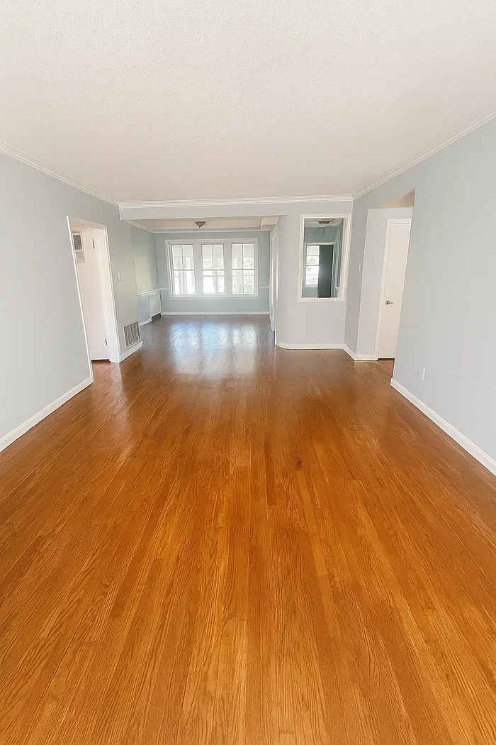 Building Photo - 8241 Delmar Blvd #2-E