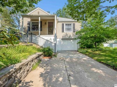 2135 S 61st St, Omaha, NE, 68106
