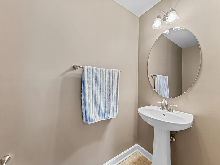 4718 Forest Pines Dr — Photo 28