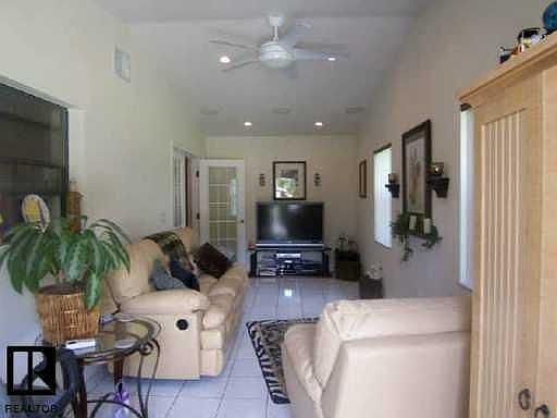 Media / family bonus room!