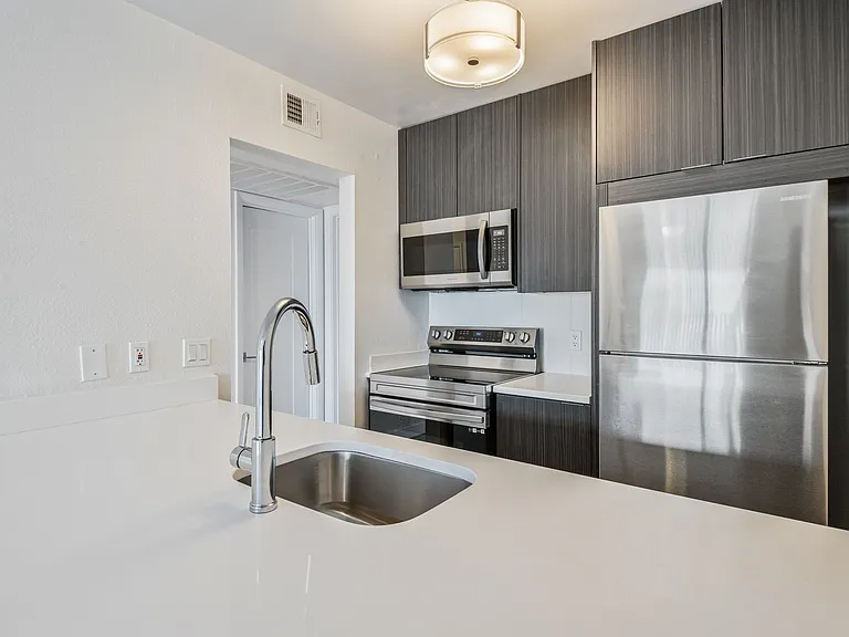 Echo Luxury Apartments — Photo 115