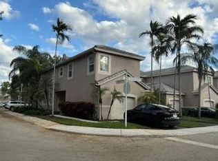 1896 Madeira Dr, Fort Lauderdale, FL 33327