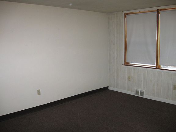 2nd image of 1006-17 Golfview Ave