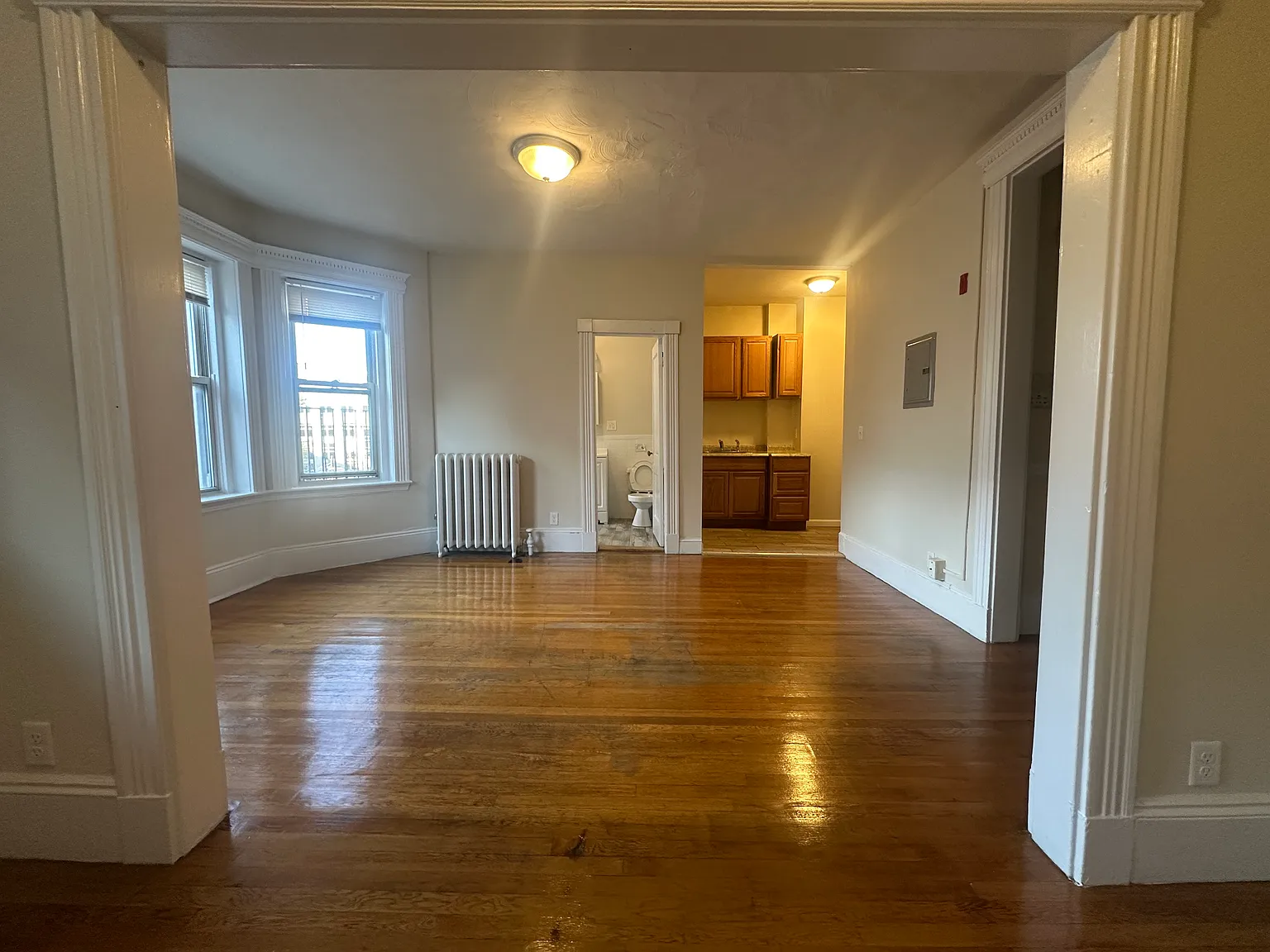 Studio, $1,750 — Photo 3