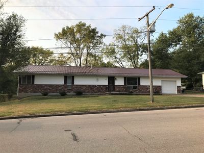 1105 W 3rd St, Salem, MO, 65560