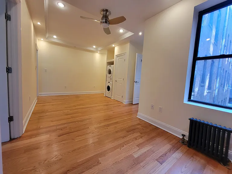 3149 Broadway #14 — Photo 8