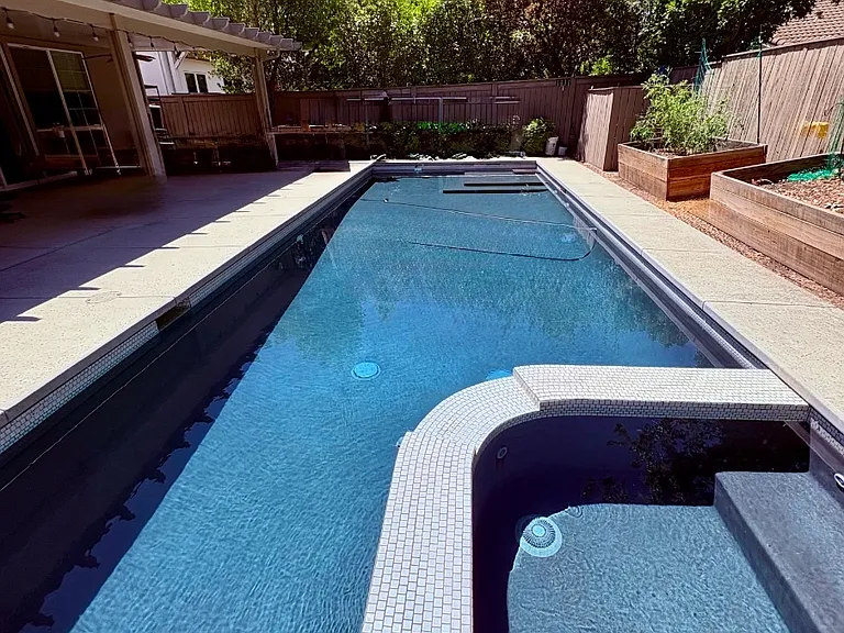 Private swimming pool and built-in hot tub