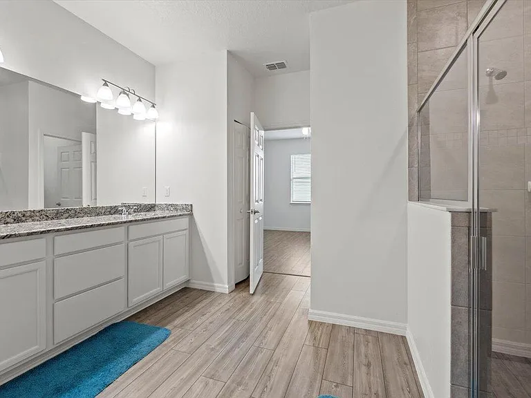2661 SW Import Dr — Photo 14