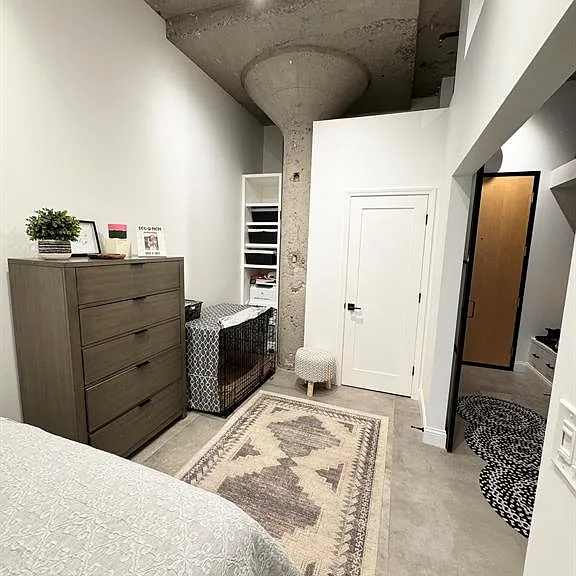 55 W Canfield St #212 — Photo 17
