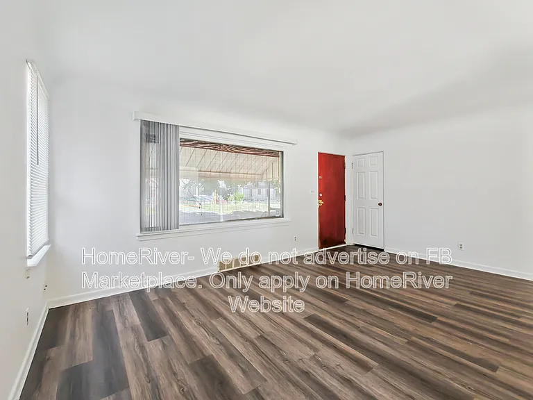 5616 N Post St — Photo 5