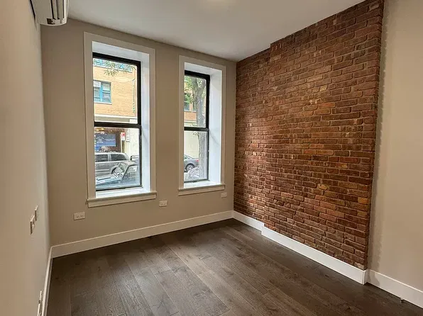 336 W 17th St APT 1A, New York, NY 10011