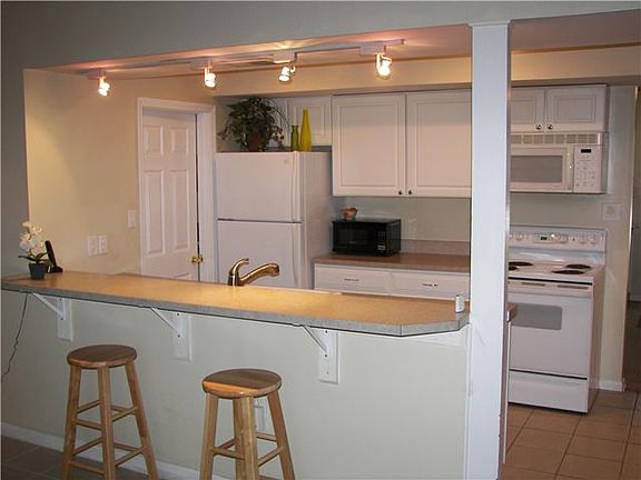 4th image of 29 Cornwall Dr