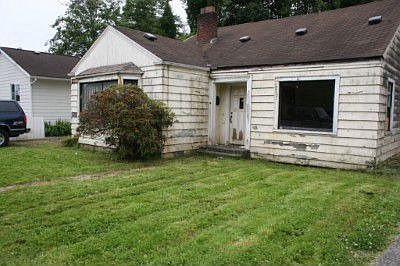 1st image of 811 Canyon Ct