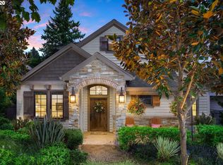 467 9th St, Lake Oswego, OR 97034