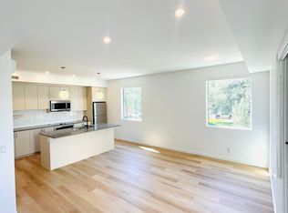 1301 Belaire Ave #2, Kelowna, BC V1Y0L6