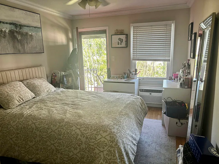 623 Madison St #3C — Photo 13