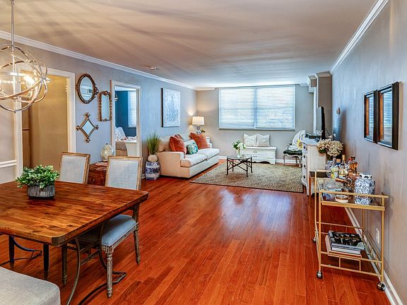 4th image of 3415 W End Ave #307