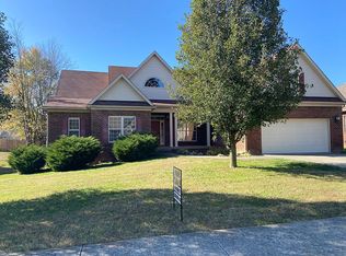 9109 Falcon Rdg, Sellersburg, IN 47172