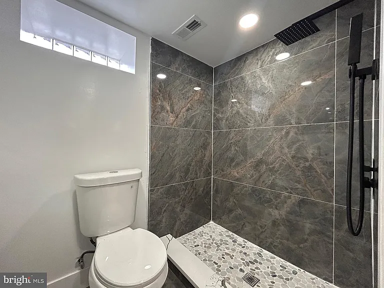 8033 Williams Ave — Photo 27