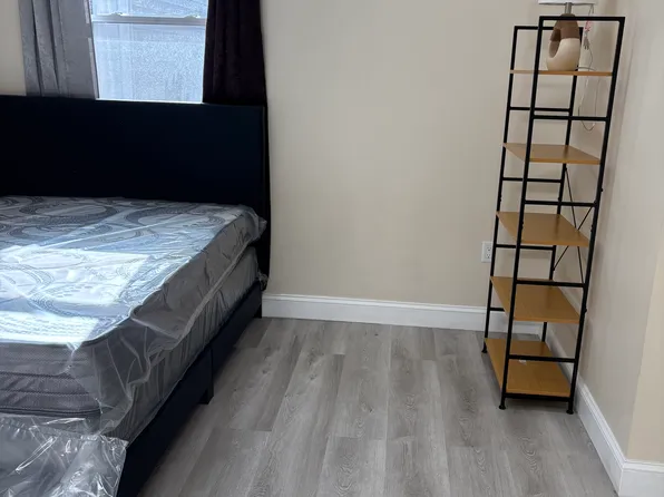 1032 Grove St Floor 1, Irvington, NJ 07111