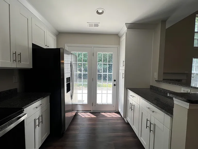 8433 Southgate Commons Dr #1 — Photo 6