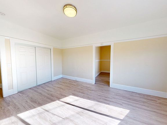 3rd image of 3524 Foothill Blvd APT 23