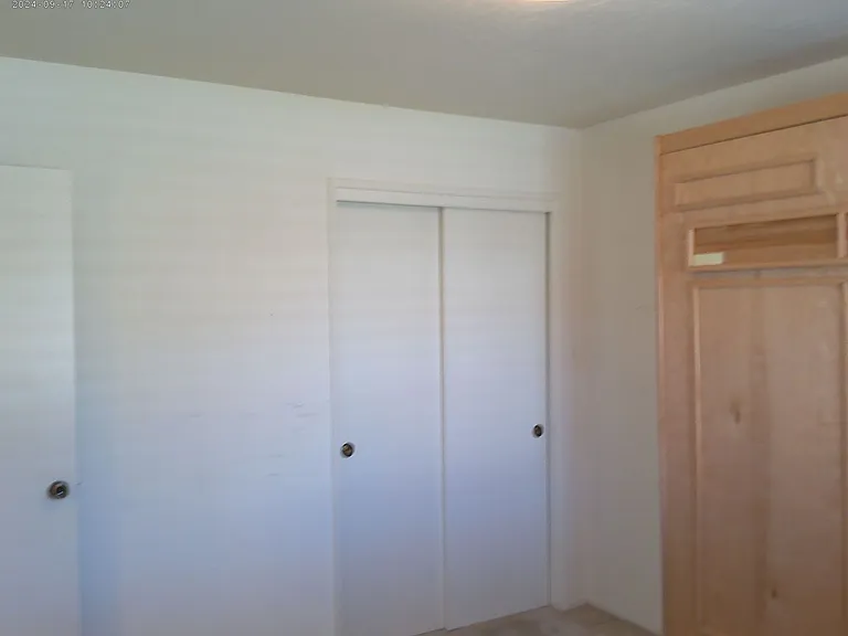 2148 Glenn St — Photo 5