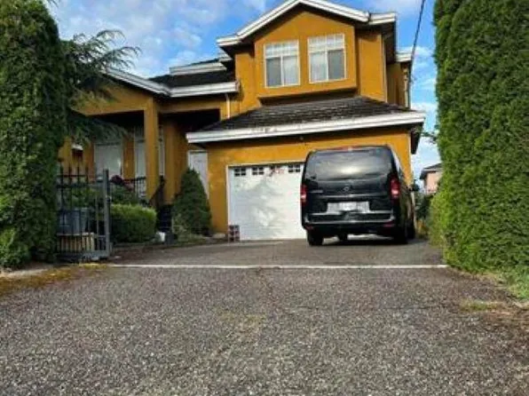6521 Waltham Ave, Burnaby, BC V5H 3V6