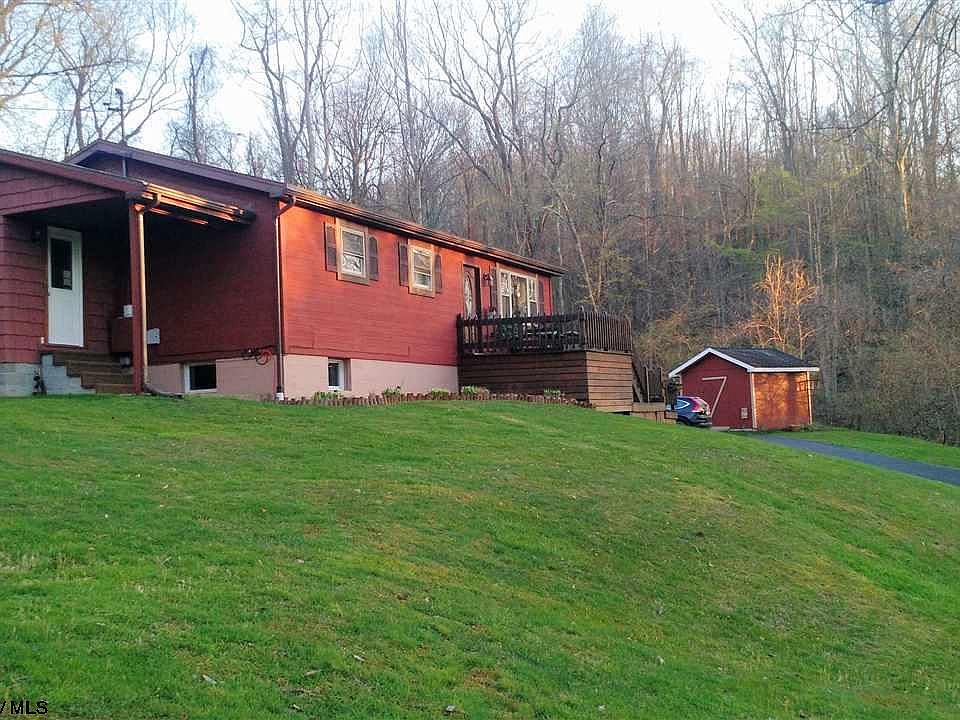 2nd image of 132 Colfax Rd