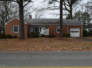 1810 Chesapeake Dr, Chesapeake, VA 23324